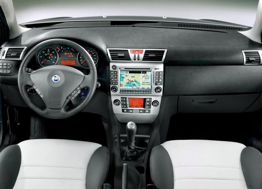  Fiat Stilo 2002 года  (фото 81 из 177)